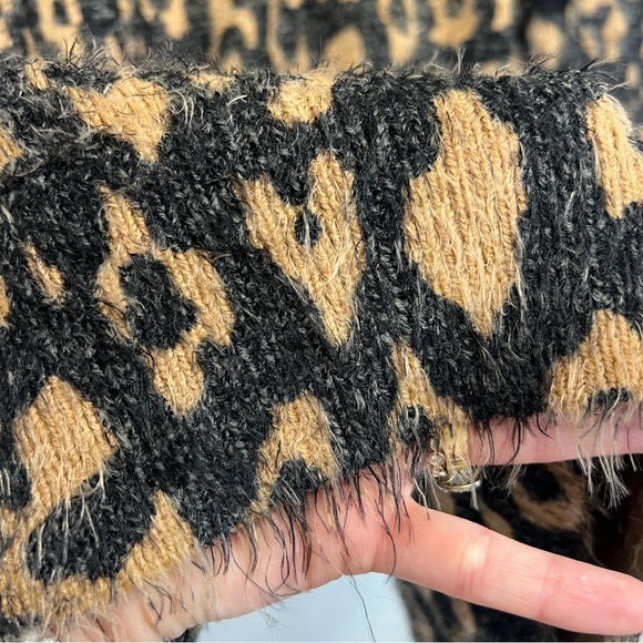 Show Me Your MuMu Fatima Turtleneck - Picture 9 of 9